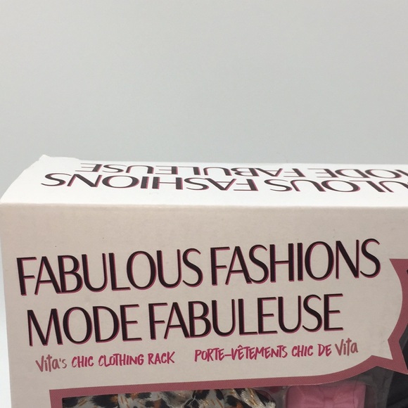 Snapstar Vita's Chic Clothing Rack Set with Doll & Accessories - Picture 4 of 13